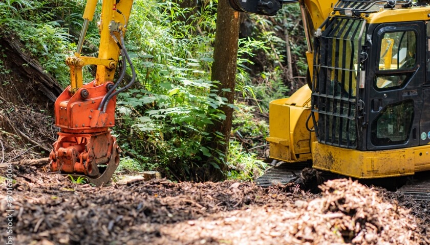準備工(伐採・除根等)
